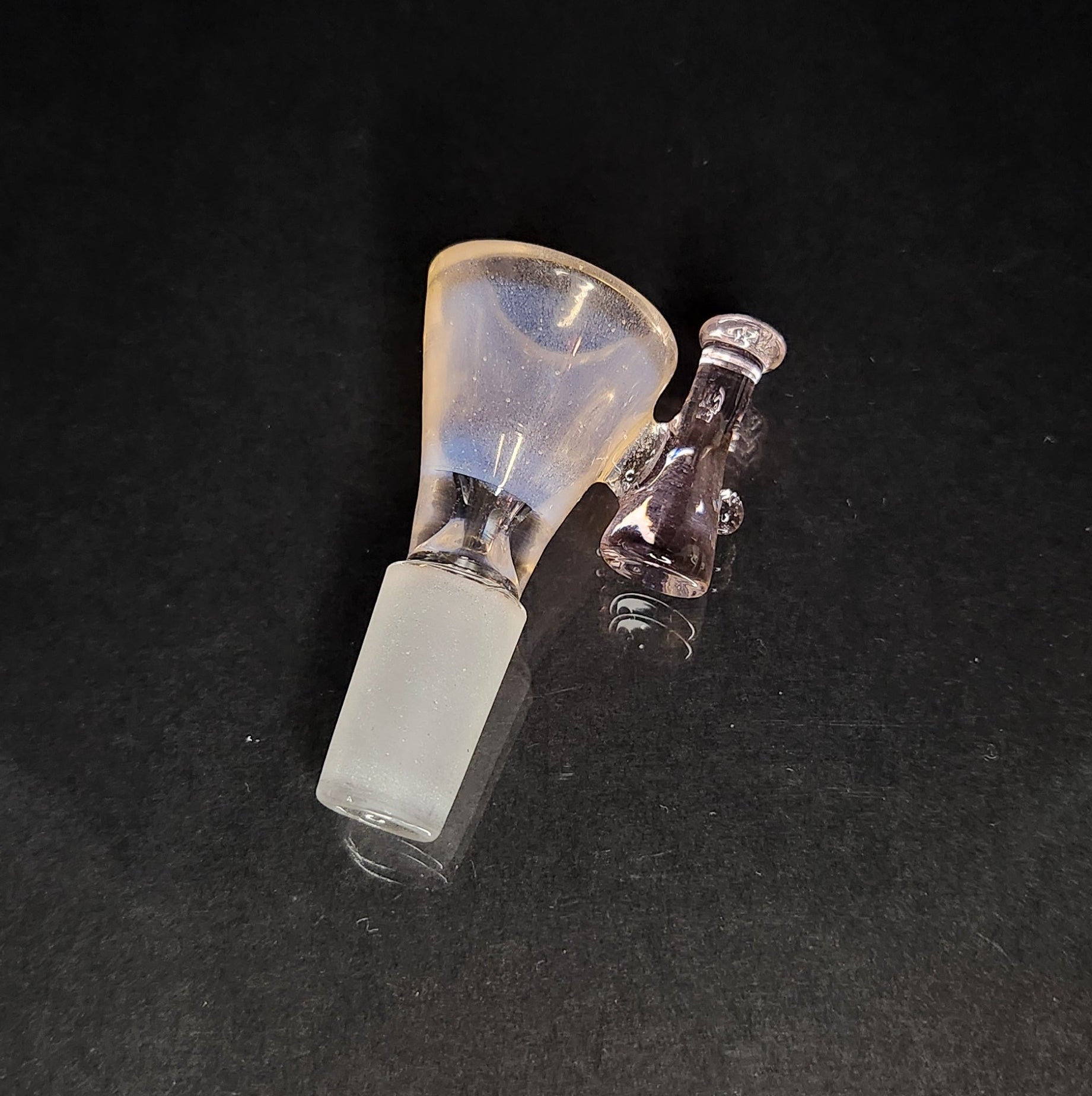 Benwa Glass 14mm 1 Hole Mini Bong Slides