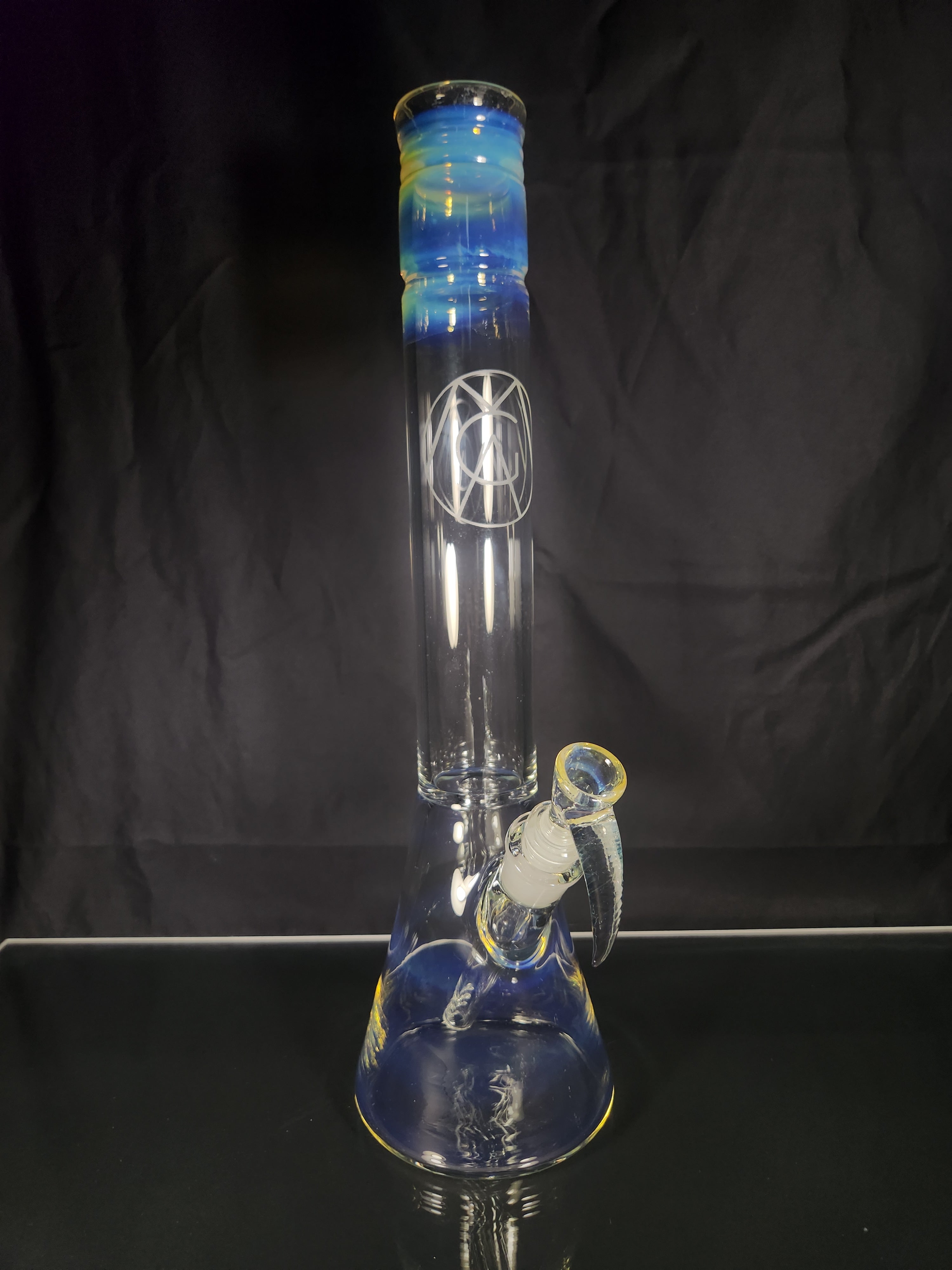 16" Benwa Glass Beaker