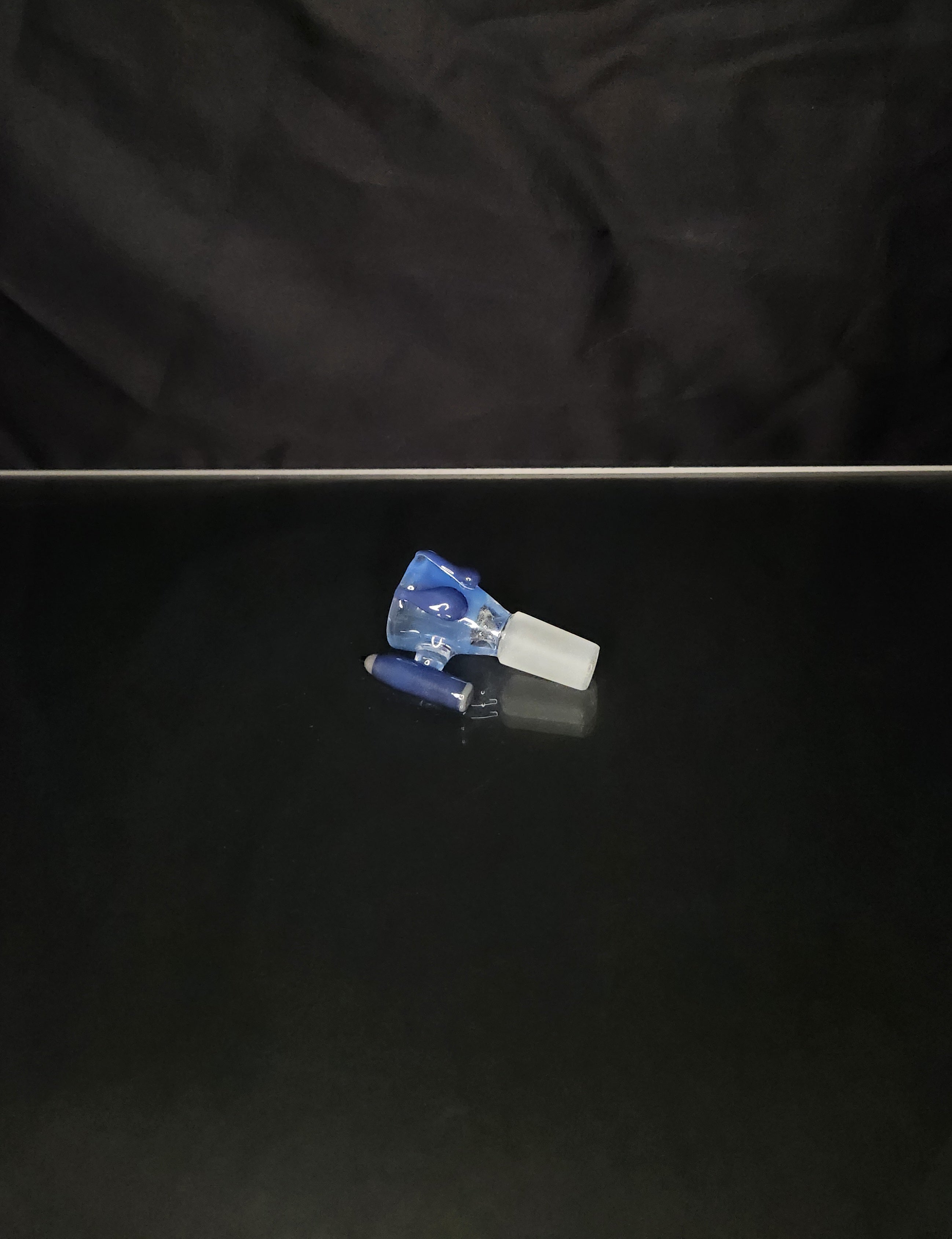 Benwa Glass 14mm 1 Hole Spray Can Slides